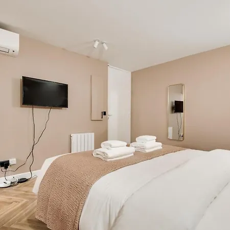 Cozy In The Heart Of Historic Le Marais * Paris