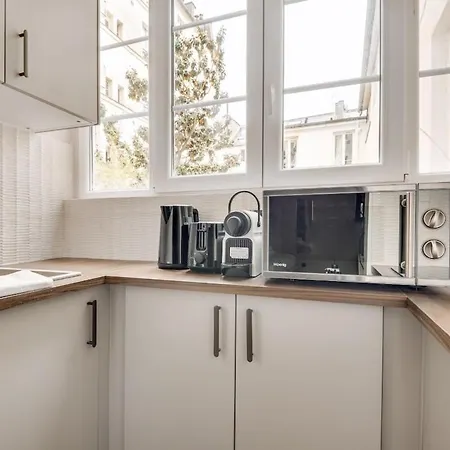Cozy In The Heart Of Historic Le Marais